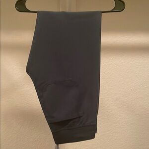 Figs Women’s Livingstons scrub pants
Dark Harbor color 
Size XSP